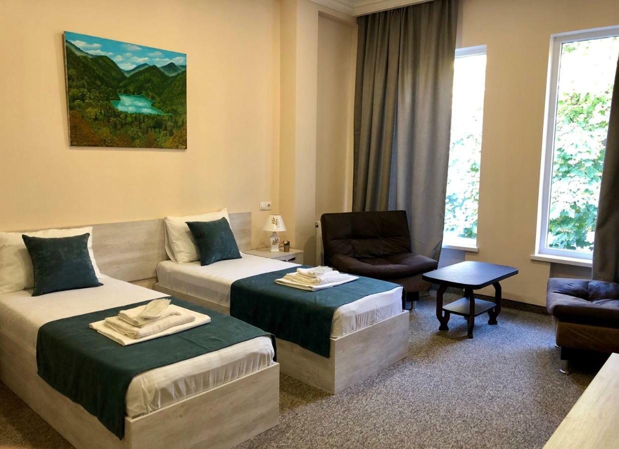 Hotel Leo Palace Tbilisi Eksteriør billede