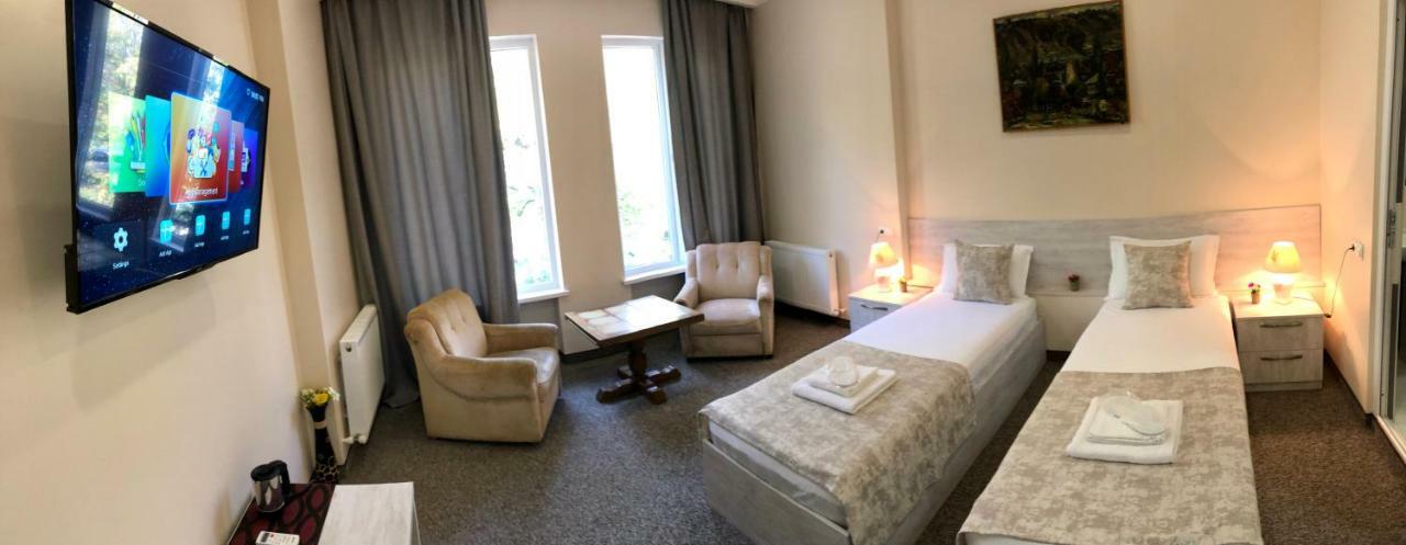 Hotel Leo Palace Tbilisi Eksteriør billede